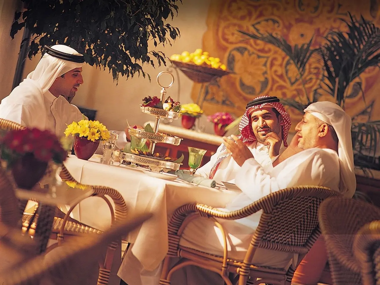 العوامل المؤثرة في نمو مبيعات المطاعم